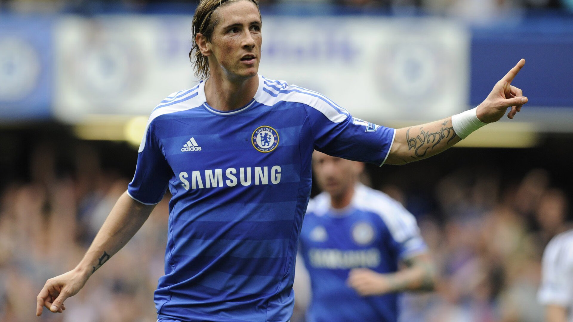 欧冠淘汰赛之夜,贝恩的制胜表现如何改写历史