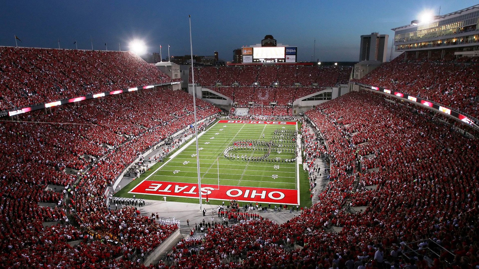 开云体育平台APP-双面战场，当法国战车碾压德国防线，羽坛之王桃田贤斗重燃烈火